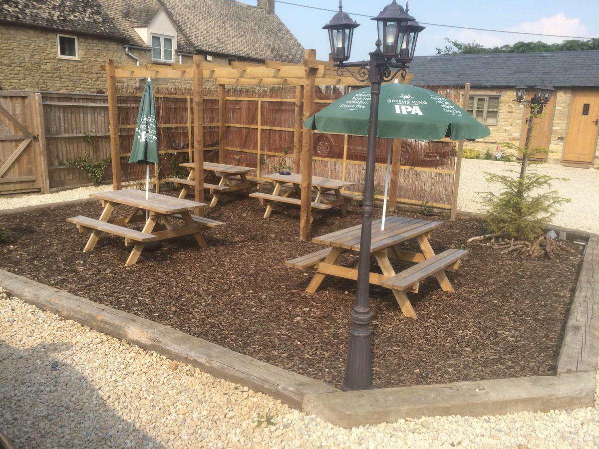 צ'יפינג נורטון The Salford Inn מראה חיצוני תמונה