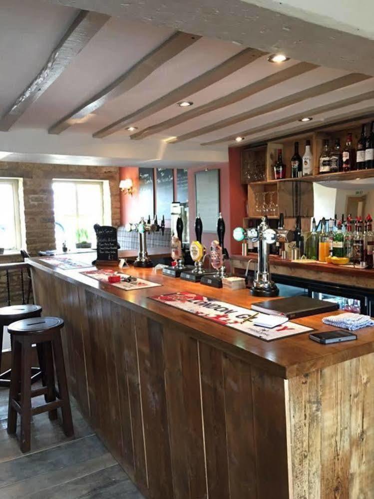צ'יפינג נורטון The Salford Inn מראה חיצוני תמונה